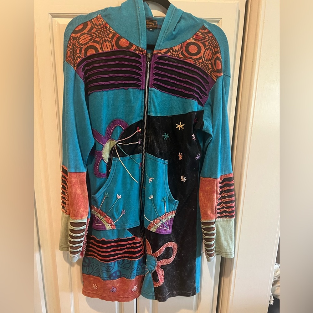 Rising International good used condition long tonic hoodie sz L